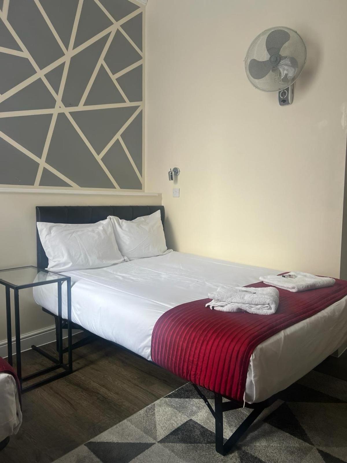 Saba Rooms And Apartments Londra Dış mekan fotoğraf